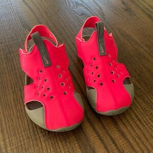 Toddler Nike Sunray Sandals size 8.5